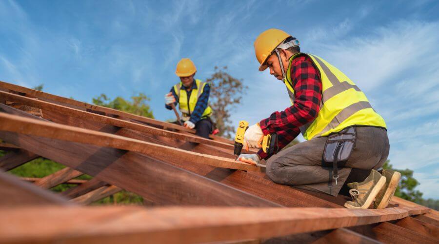 Professional Flat Roofing Installation services in Hartland, WI